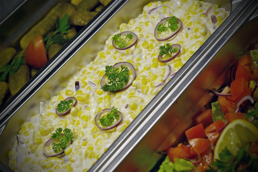 Xavin Wellness Hotel & Restaurant Harkány Εξωτερικό φωτογραφία