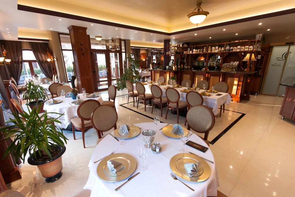 Xavin Wellness Hotel & Restaurant Harkány Εξωτερικό φωτογραφία