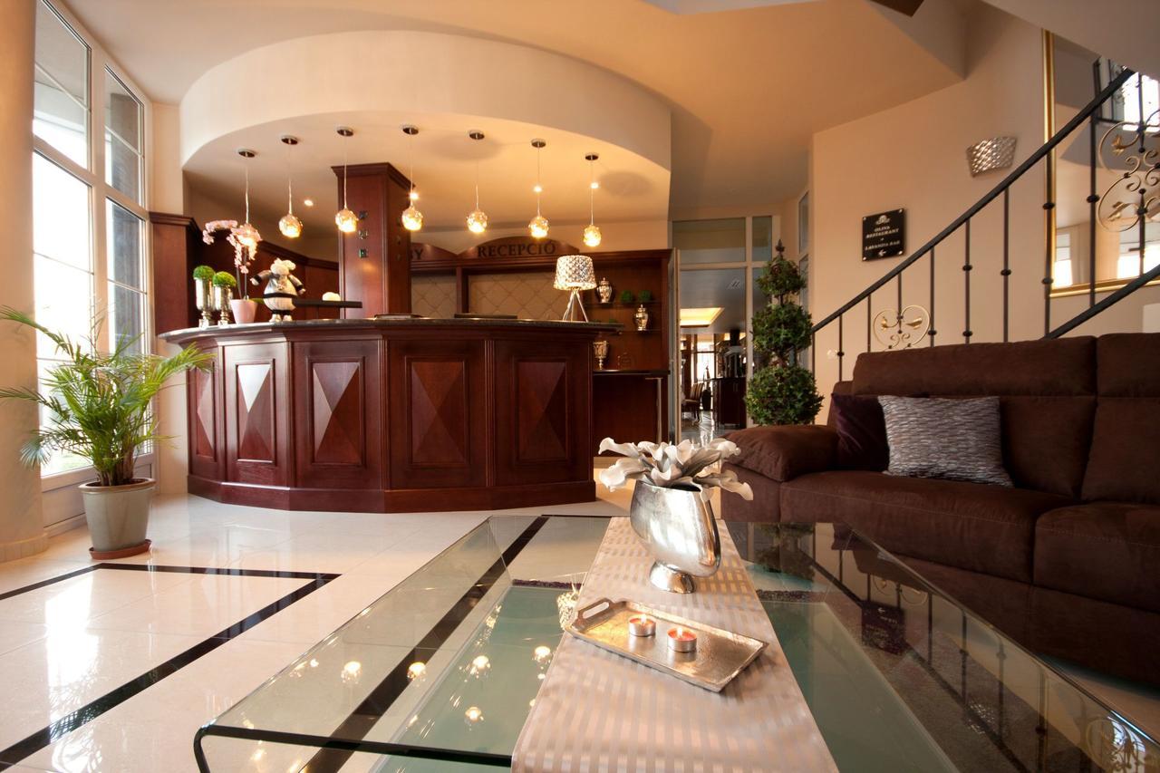 Xavin Wellness Hotel & Restaurant Harkány Εξωτερικό φωτογραφία